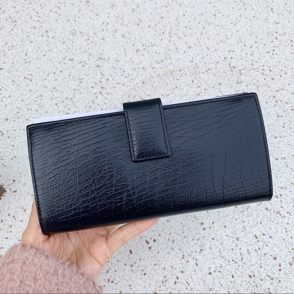 NWT Authentic Gucci Retextured Leather Long Wallet - Picture 2 of 8
